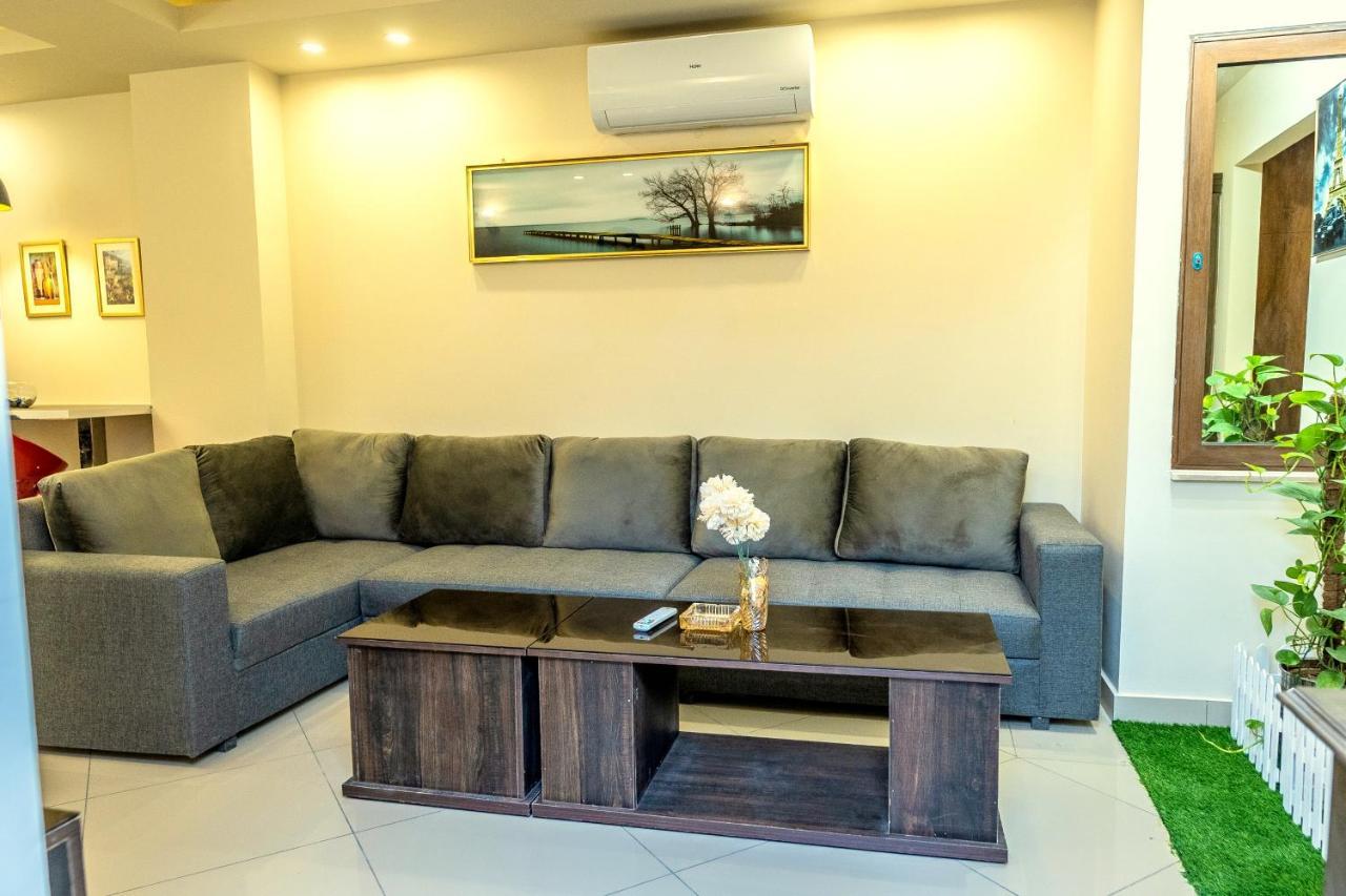 Two Bedroom Deluxe Apartment In Bahria Town Rawalpindi Extérieur photo
